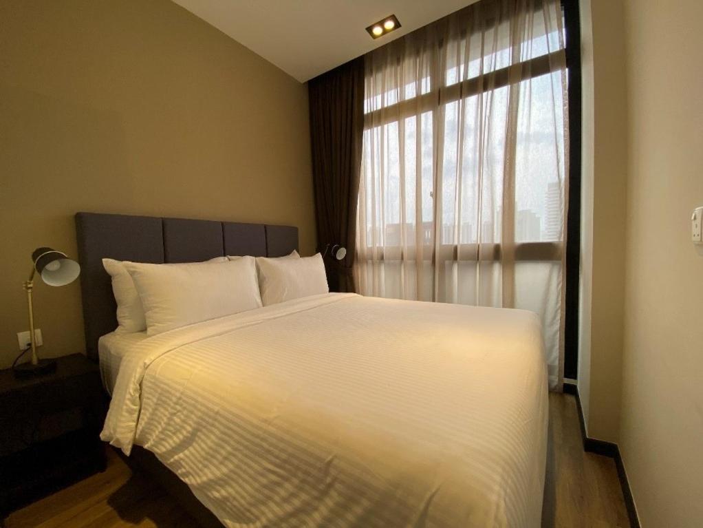 Momentus Serviced Residences Novena Singapur Exterior foto