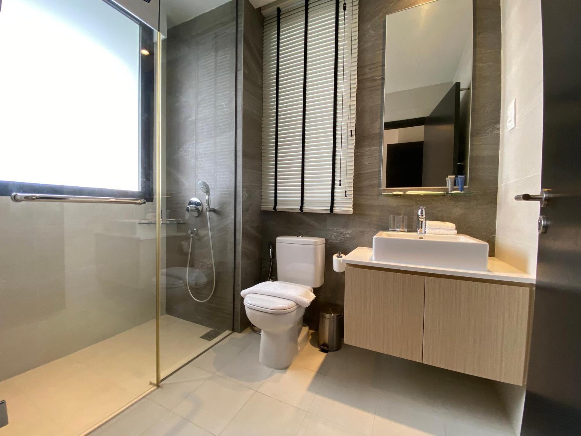 Momentus Serviced Residences Novena Singapur Exterior foto